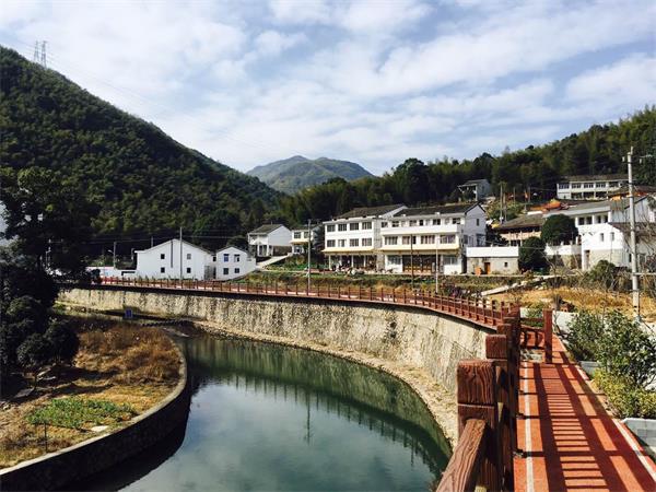 瞿溪街道肇山村