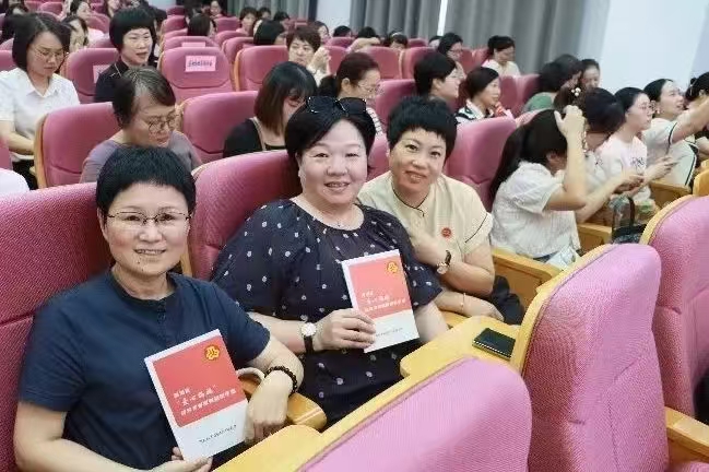 ԰Ϊͯġ衱ůͯɳ·