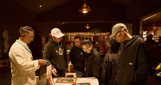 温阿情谊牵千里 非遗瑰宝绽青灯