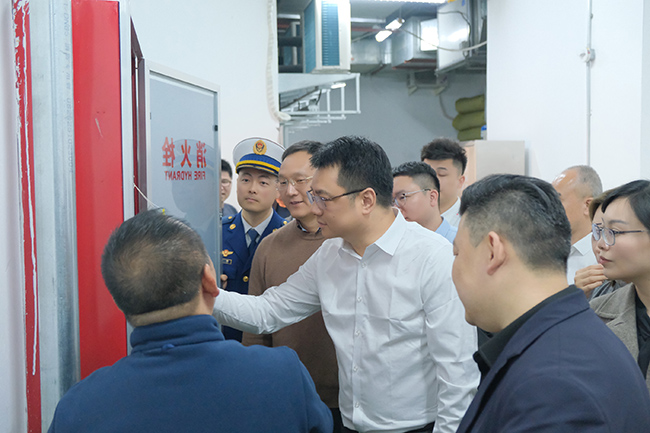 �����ٶ����ǰ��ȫ���г������ȹ���