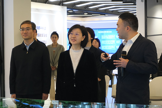 ����ҽ���ָ��ֳ����ľ�һ�����µ���