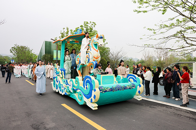 ����걺�ح����԰��԰����ʽѲ�����ݣ����Խ�Ļ���԰�ּ䡰�����