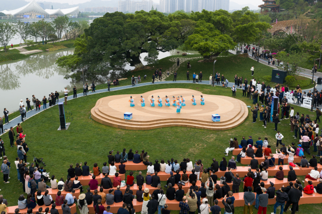 ����԰���ῪĻ������������